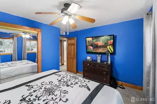 27 Glenville Rd, Edison, NJ 08817 - Photo 9