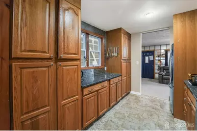 27 Glenville Road, Edison, NJ 08817 - Photo 7