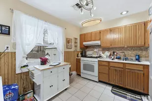 587 Marlboro Rd, Old Bridge Township, NJ 08857 - Photo 11