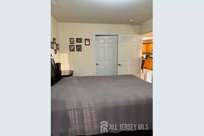 71 Liddle Avenue, Edison, NJ 08837 - Photo 7