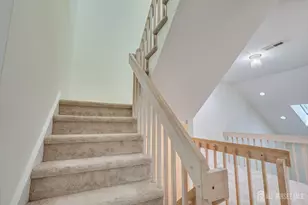 36 Ravenswood Ct, Edison, NJ 08820 - Photo 35