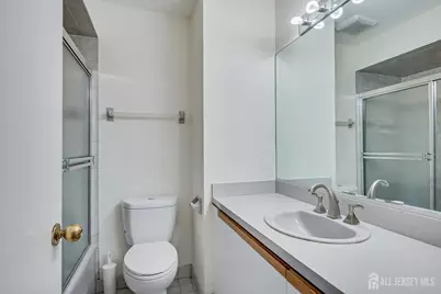 36 Ravenswood Court, Edison, NJ 08820 - Photo 31