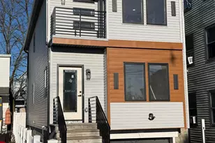 589 Elizabeth St, Perth Amboy, NJ 08861 - Photo 1