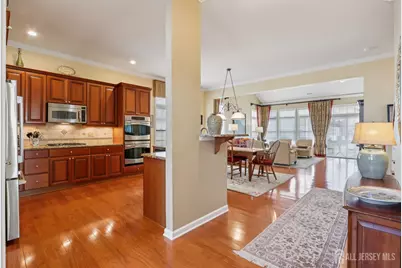 14 Cobblestone Boulevard, Monroe Township, NJ 08831 - Photo 5