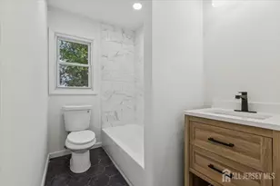 38 Lincoln Ave, Colonia, NJ 07067 - Photo 9