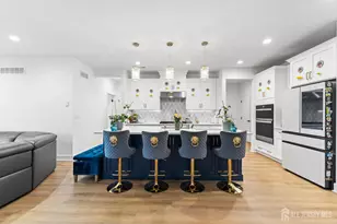 77 Mustang Dr, Manalapan Township, NJ 07726 - Photo 9