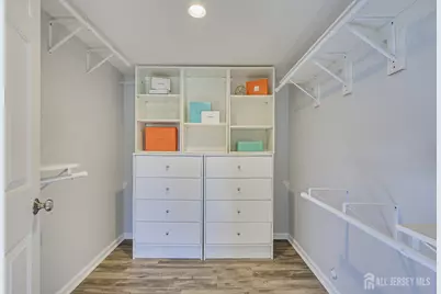 41 Lake Avenue, Metuchen, NJ 08840 - Photo 17