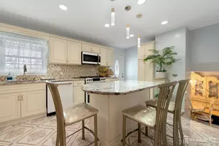 8 Monaghan Rd, Edison, NJ 08817 - Photo 11