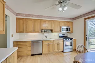 345 Clinton Ave, North Plainfield, NJ 07063 - Photo 15