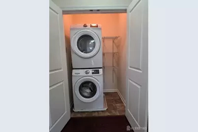 631 Strassle Way, South Plainfield, NJ 07080 - Photo 31