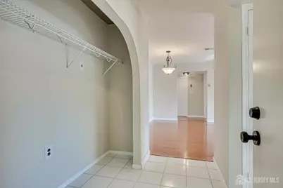 305 Sharon Garden Court, Woodbridge Township, NJ 07095 - Photo 15