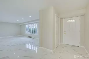 22 Price Dr, Edison, NJ 08817 - Photo 9