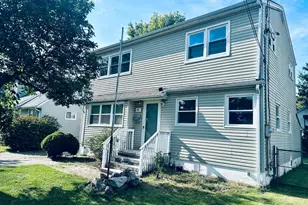 41 W Henry Pl W, Iselin, NJ 08830 - Photo 3