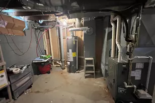 70 Bernard St, Carteret, NJ 07008 - Photo 15