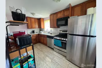 70 Bernard Street, Carteret, NJ 07008 - Photo 9