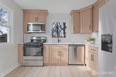 260 Merchants Avenue, South Plainfield, NJ 07080 - Photo 3