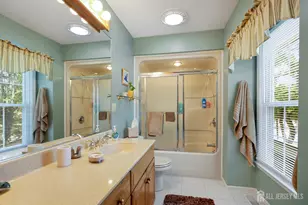 1 Hawthorn Rd, Piscataway Township, NJ 08854 - Photo 23