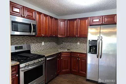 478 Witney Court, North Brunswick Township, NJ 08902 - Photo 3