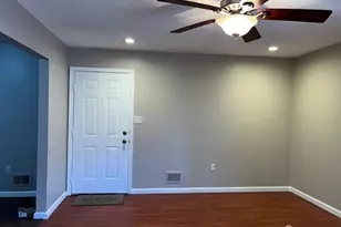 478 Witney Ct, North Brunswick Township, NJ 08902 - Photo 5