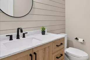 1 Cranberry Ct, South Brunswick Township, NJ 08540 - Photo 15