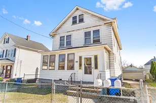 196 Strawberry Hill Ave, Woodbridge Township, NJ 07095 - Photo 1