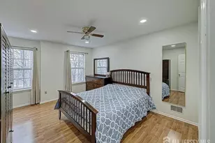 351 Bowler Ct, Piscataway Township, NJ 08854 - Photo 21