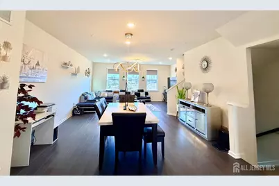 338 South Drive, North Brunswick Township, NJ 08902 - Photo 9