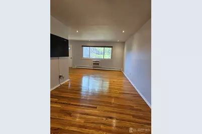 1028 Cricket Lane, Woodbridge Township, NJ 07095 - Photo 7