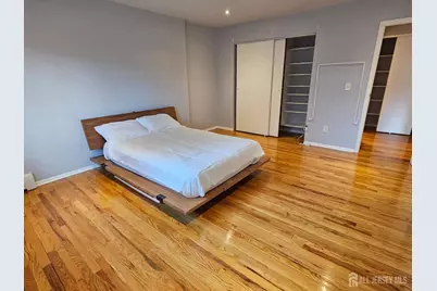 1028 Cricket Lane, Woodbridge Township, NJ 07095 - Photo 11