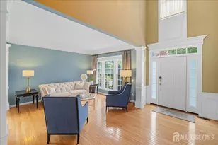 35 Hartlander St, East Brunswick Township, NJ 08816 - Photo 5