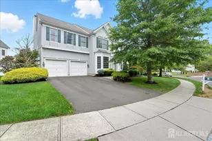 35 Hartlander St, East Brunswick Township, NJ 08816 - Photo 3