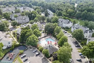 251 Kempsey Dr, North Brunswick Township, NJ 08902 - Photo 19