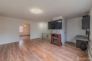 72 Fox Rd, Edison, NJ 08817 - Photo 5