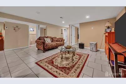 14 Hastings Place, Carteret, NJ 07008 - Photo 31