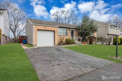 14 Hastings Place, Carteret, NJ 07008 - Photo 5