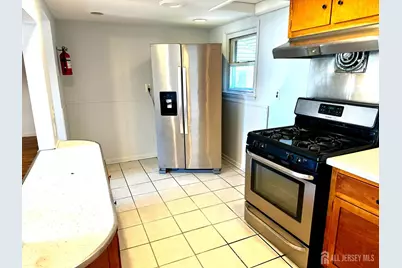 428 New Market Road #2, Piscataway Township, NJ 08854 - Photo 7