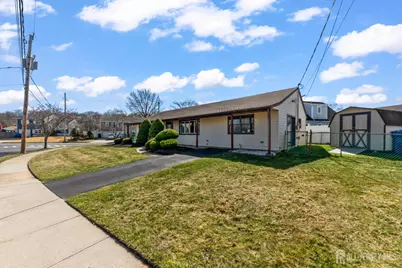 56 Evergreen Terrace, Monroe Township, NJ 08831 - Photo 3