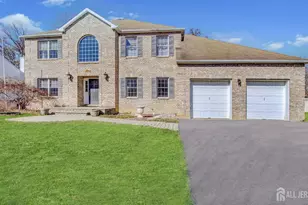 10 Arlene Drive, Monroe Township, NJ 08831 - Photo 5