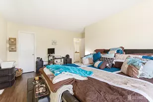 29 Exeter Ct, Franklin Township, NJ 08873 - Photo 19