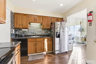 29 Exeter Court, Franklin Township, NJ 08873 - Photo 11