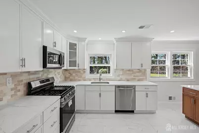 16 Hershey Road, East Brunswick Township, NJ 08816 - Photo 17