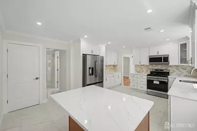 16 Hershey Road, East Brunswick Township, NJ 08816 - Photo 19