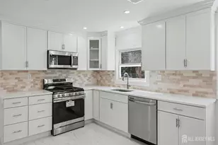 16 Hershey Rd, East Brunswick Township, NJ 08816 - Photo 23