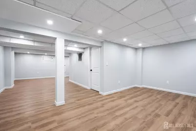 4-F Lincoln Lane, South Brunswick Township, NJ 08810 - Photo 19