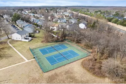 4-F Lincoln Lane, South Brunswick Township, NJ 08810 - Photo 25