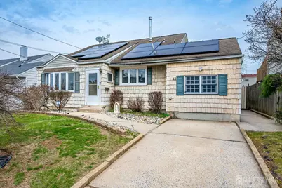 44 McKinley Avenue, Colonia, NJ 07067 - Photo 3