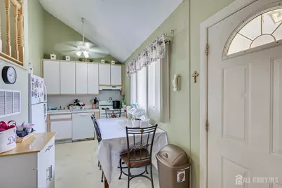 44 McKinley Avenue, Colonia, NJ 07067 - Photo 15