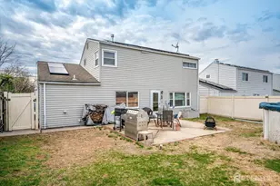 44 McKinley Ave, Colonia, NJ 07067 - Photo 29