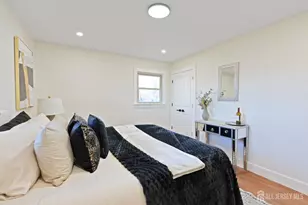 17 Wellington Rd, East Brunswick Township, NJ 08816 - Photo 15