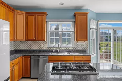 11 Briardale Court, Plainsboro Township, NJ 08536 - Photo 11